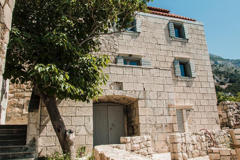 Stone Lady - Holiday Home Omiš Εξωτερικό φωτογραφία